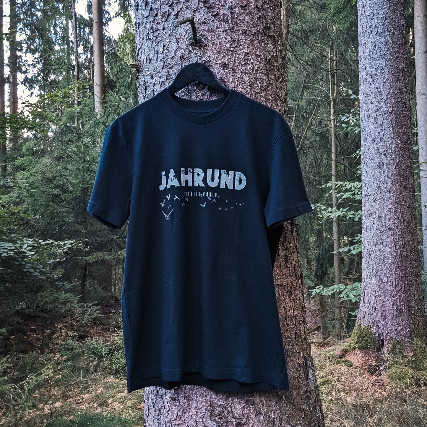 JAHRUND /  Fiction World T-Shirt