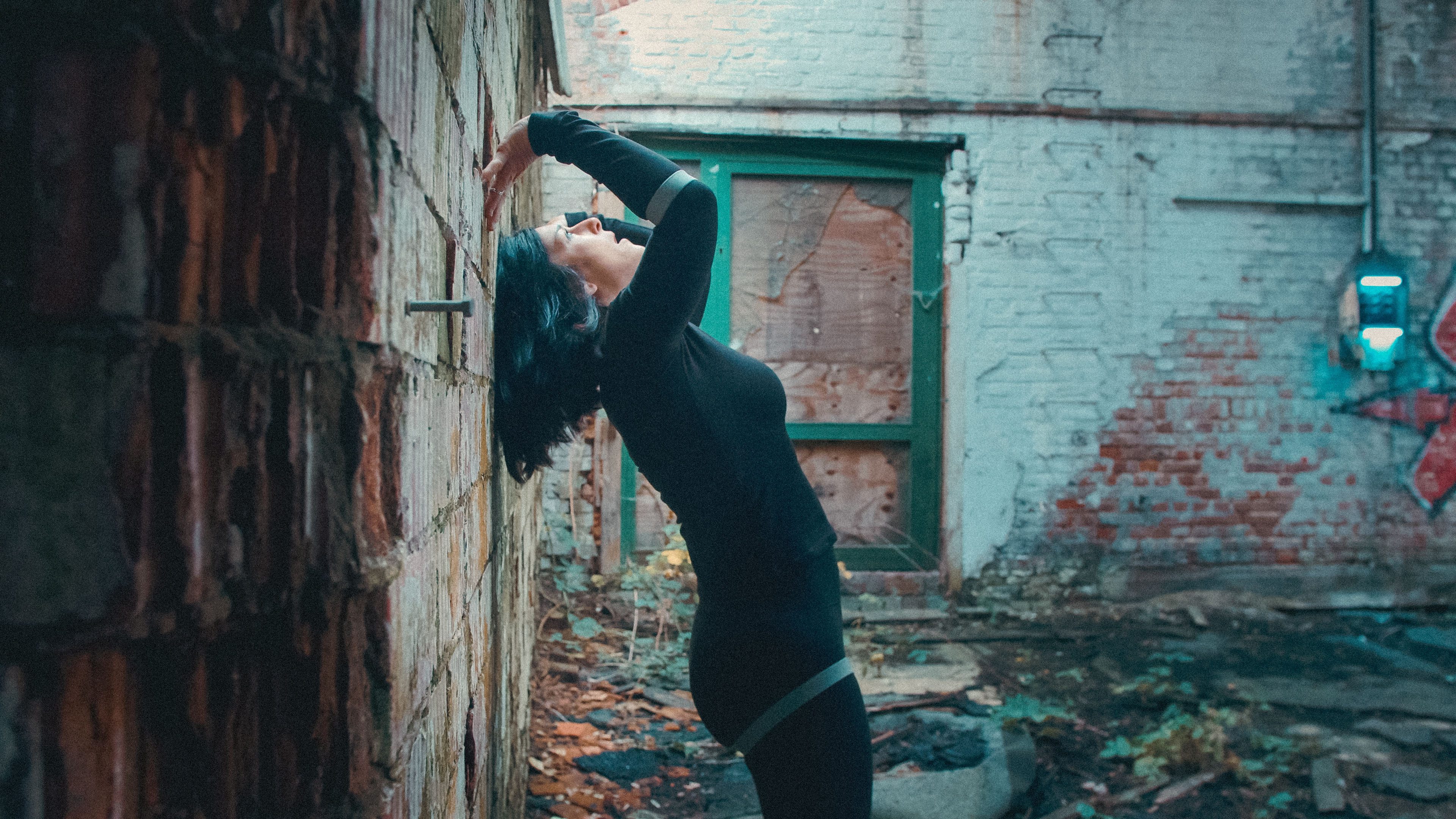 Load video: 